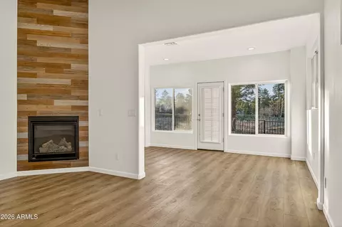 Living - 600 W Brookline Loop, Williams, AZ 86046 photo 2 of 5