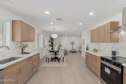 Kitchen - 6048 E Hobart St, Mesa, AZ 85205 photo 2 of 3