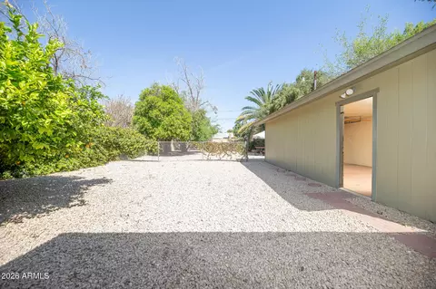 Exterior - 1636 E Pinchot Ave, Phoenix, AZ 85016 photo 10 of 15