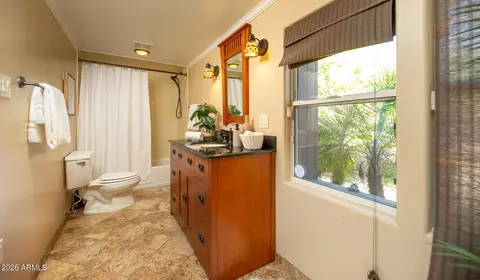 Bath - 1636 E Pinchot Ave, Phoenix, AZ 85016 photo 1 of 3