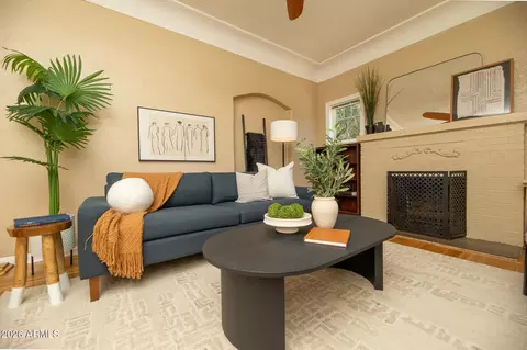 Living - 1636 E Pinchot Ave, Phoenix, AZ 85016 photo 4 of 5