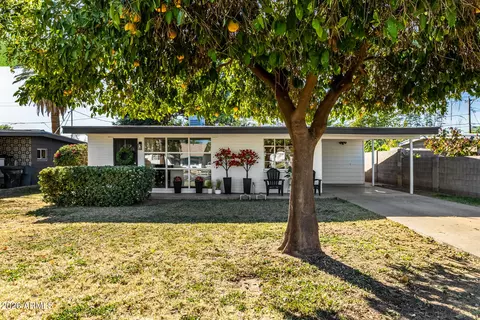 2822 N 34th St, Phoenix, AZ 85008