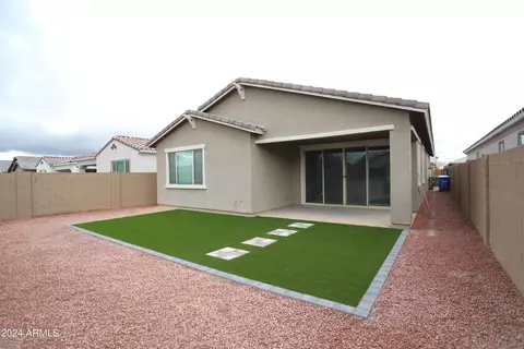 Exterior - 9225 W Willow Bend Ln, Phoenix, AZ 85037 photo 4 of 9