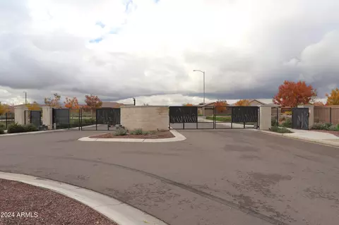 View/Area - 9225 W Willow Bend Ln, Phoenix, AZ 85037 photo 1 of 1