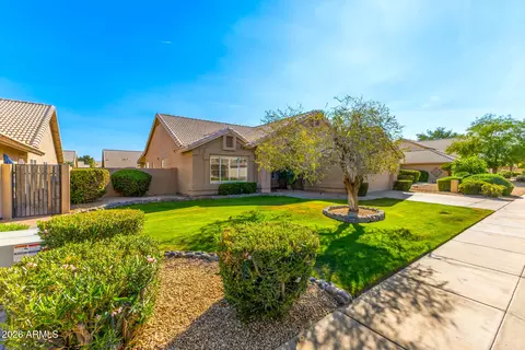 4309 E Thistle Landing Dr, Phoenix, AZ 85044