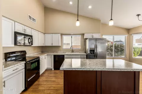 Kitchen - 4309 E Thistle Landing Dr, Phoenix, AZ 85044 photo 1 of 1