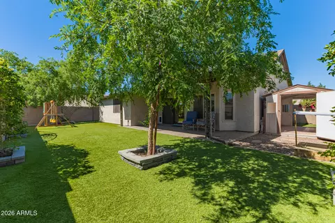 Exterior - 637 W Wagner Ct, Gilbert, AZ 85233 photo 7 of 10