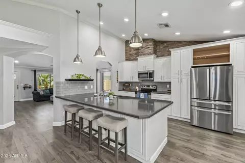 Kitchen - 637 W Wagner Ct, Gilbert, AZ 85233 photo 2 of 3