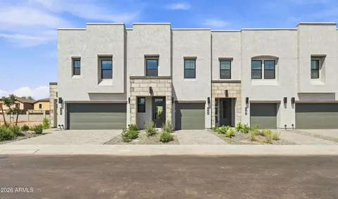 5820 S 35th Way, Phoenix, AZ 85040
