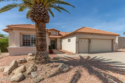 26052 S Glenburn Dr, Sun Lakes, AZ 85248