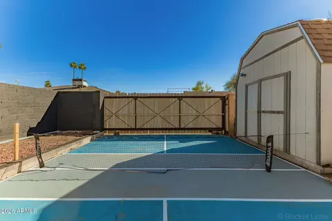 Exterior - 413 Ellis Dr, Tempe, AZ 85282 photo 9 of 9
