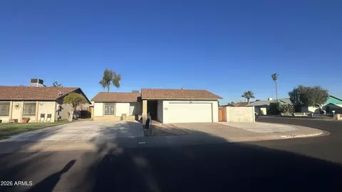5101 N 69th Dr, Glendale, AZ 85303