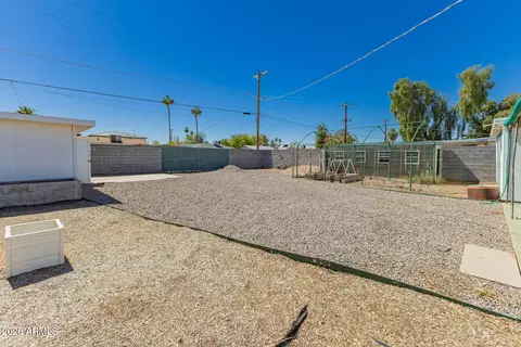 Exterior - 4323 E Hubbell St, Phoenix, AZ 85008 photo 4 of 10