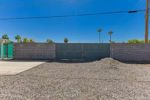 Exterior - 4323 E Hubbell St, Phoenix, AZ 85008 photo 10 of 10