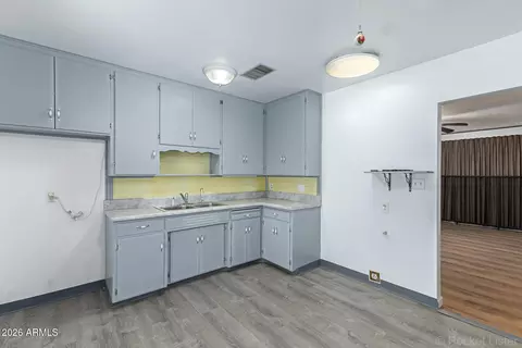Kitchen - 4323 E Hubbell St, Phoenix, AZ 85008 photo 1 of 2