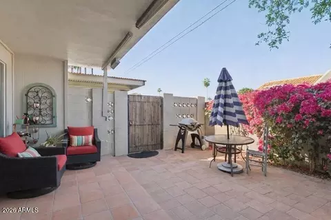 Exterior - 1030 E Bethany Home Rd #6, Phoenix, AZ 85014 photo 1 of 4