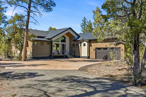 1900 S Monkshood Rd, Show Low, AZ 85901