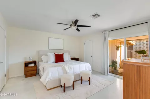 Bedroom - 3715 E Glenrosa Ave, Phoenix, AZ 85018 photo 2 of 3