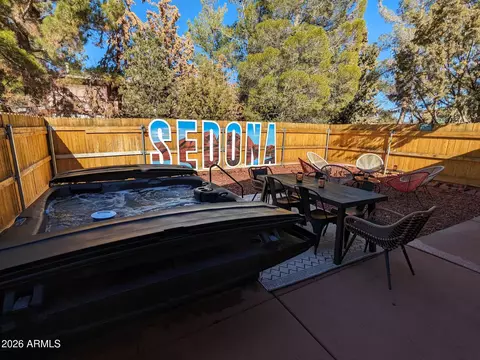 30 Pony Soldier Cir, Sedona, AZ 86336
