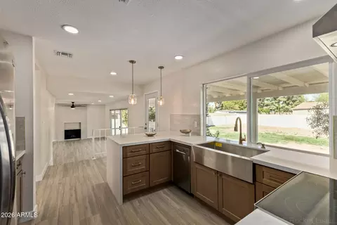 Kitchen - 3130 W Sandra Ter, Phoenix, AZ 85053 photo 2 of 3