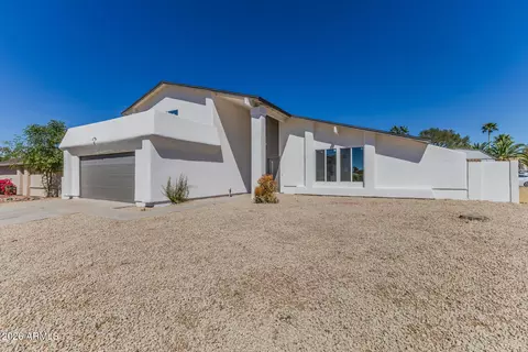 Exterior - 3130 W Sandra Ter, Phoenix, AZ 85053 photo 2 of 5