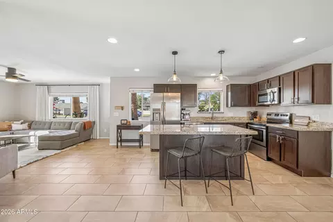 Kitchen - 2327 E Weldon Ave, Phoenix, AZ 85016 photo 1 of 3