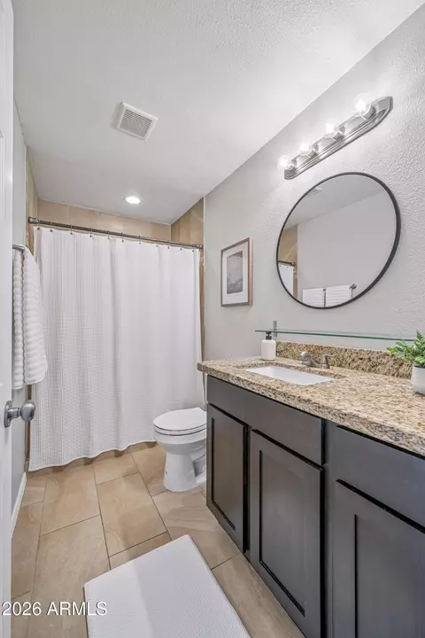 Bath - 2327 E Weldon Ave, Phoenix, AZ 85016 photo 2 of 2