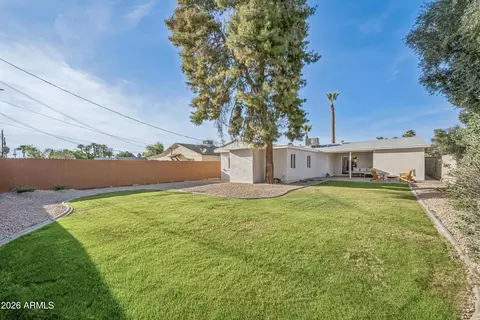 Exterior - 2327 E Weldon Ave, Phoenix, AZ 85016 photo 3 of 4