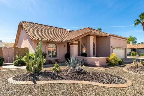 Exterior - 537 E Hackamore St, Mesa, AZ 85203 photo 4 of 11