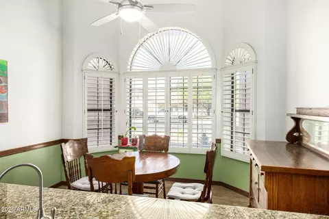 Dining - 537 E Hackamore St, Mesa, AZ 85203 photo 3 of 4