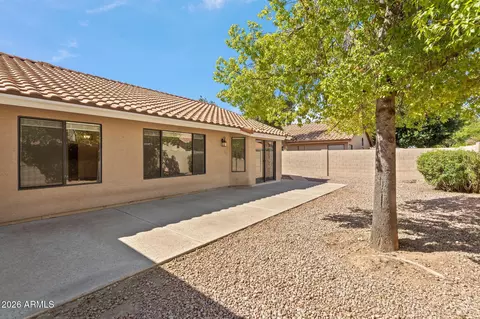 Exterior - 842 E Stacey Ln, Tempe, AZ 85284 photo 7 of 14