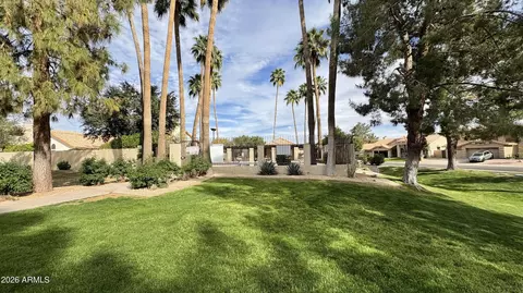 Exterior - 842 E Stacey Ln, Tempe, AZ 85284 photo 13 of 14