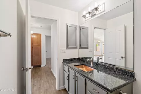Bath - 842 E Stacey Ln, Tempe, AZ 85284 photo 7 of 7