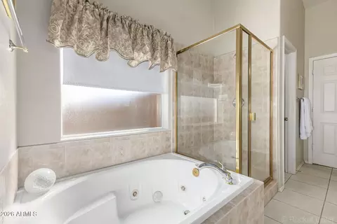 Bath - 4116 E Tonto St, Phoenix, AZ 85044 photo 1 of 3