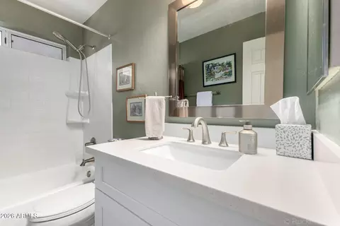Bath - 4116 E Tonto St, Phoenix, AZ 85044 photo 3 of 3