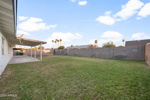 Exterior - 853 E Fairfield St, Mesa, AZ 85203 photo 11 of 12