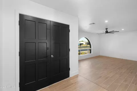 Entry Way - 853 E Fairfield St, Mesa, AZ 85203 photo 2 of 2