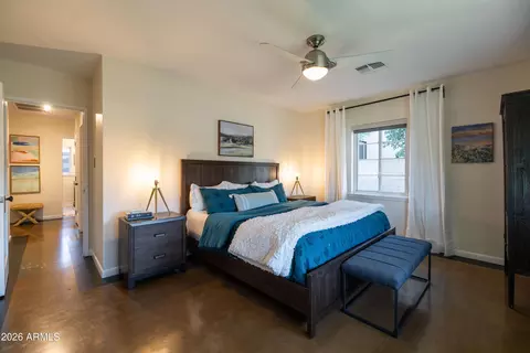 Bedroom - 538 W Holly St, Phoenix, AZ 85003 photo 7 of 8