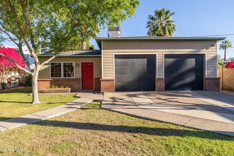 Exterior - 538 W Holly St, Phoenix, AZ 85003 photo 11 of 11