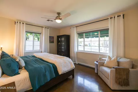 Bedroom - 538 W Holly St, Phoenix, AZ 85003 photo 6 of 8