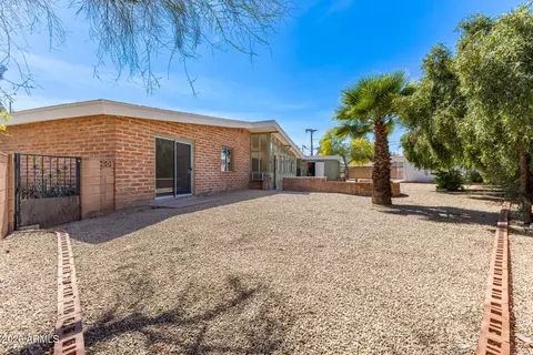 Exterior - 4344 E Shea Blvd, Phoenix, AZ 85028 photo 11 of 14