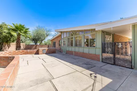 Exterior - 4344 E Shea Blvd, Phoenix, AZ 85028 photo 9 of 14
