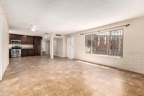 Living - 4344 E Shea Blvd, Phoenix, AZ 85028 photo 1 of 3