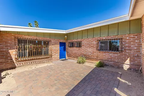 Exterior - 4344 E Shea Blvd, Phoenix, AZ 85028 photo 4 of 14