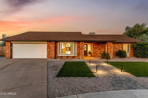 2425 S Extension Rd, Mesa, AZ 85210