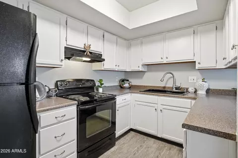 1342 W Emerald Ave #250, Mesa, AZ 85202
