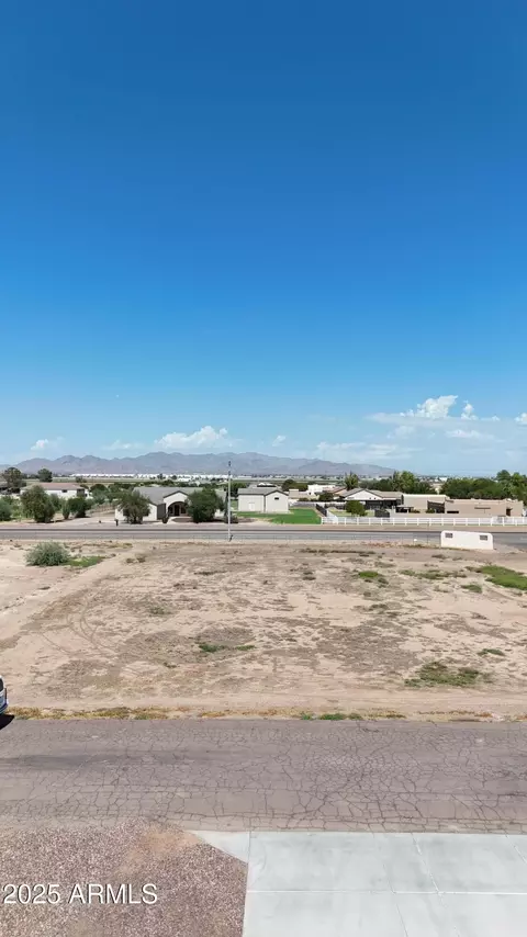 23006 W Passeo Way #32, Buckeye, AZ 85326