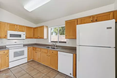 Kitchen - 10830 E Carol Ave, Mesa, AZ 85208 photo 1 of 4