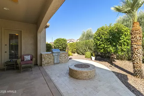 Exterior - 4430 E Carob Dr, Gilbert, AZ 85298 photo 5 of 10