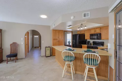 Kitchen - 4785 E Kiva St, Phoenix, AZ 85044 photo 4 of 5